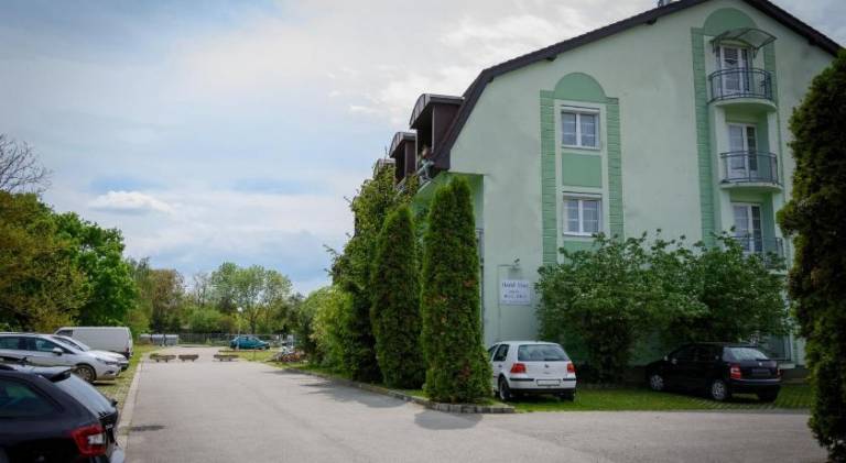 Apartment with 1 room for 3 persons — photo 2