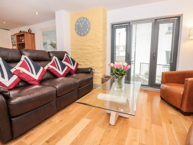 Cottage Dartmouth