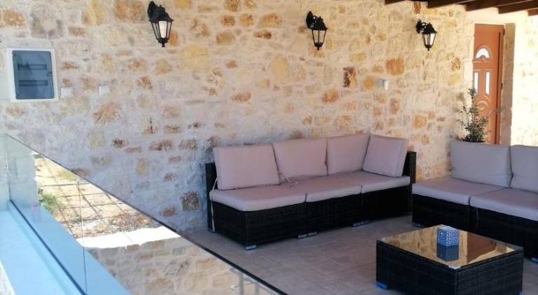 Villa with garden, patio & private pool | Suitable for remote work — photo 5