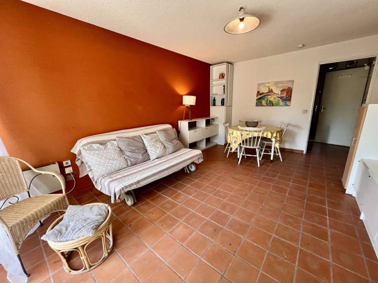 Rental apartment with 1 room for 4 persons — photo 4