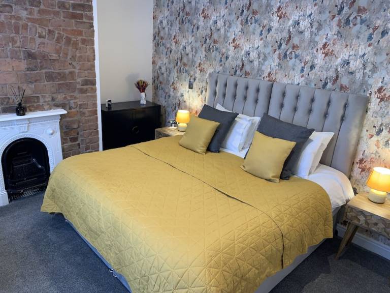 Accommodation Altrincham
