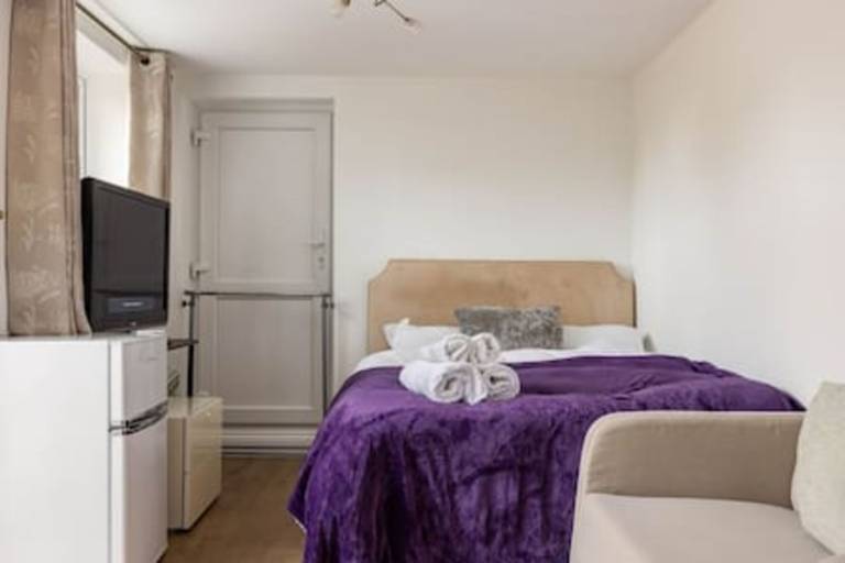 Apartment Hampton Court