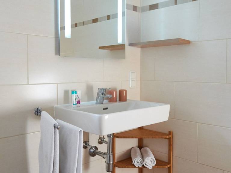 Ferienwohnung in Weyregg am Attersee, Attersee für max. 5 Personen Ferienwohnung in Weyregg am Attersee, Attersee für max. 5 Personen