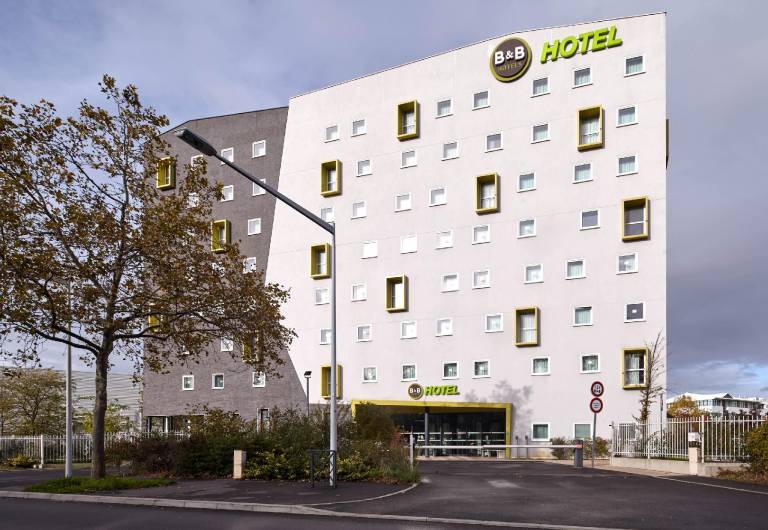 B&B Hotel NANTERRE Rueil-Malmaison in Poissy