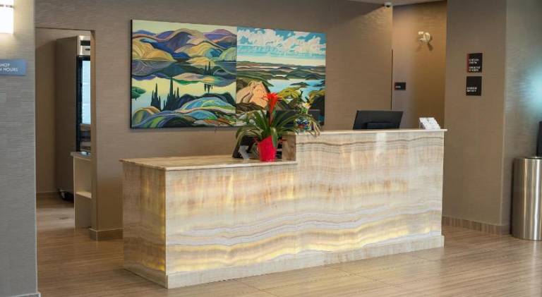 Encore Suites by Service Plus Inns — photo 4