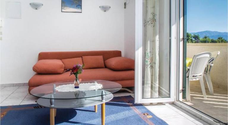 Rental apartment with 2 rooms for 4 persons in Supetar