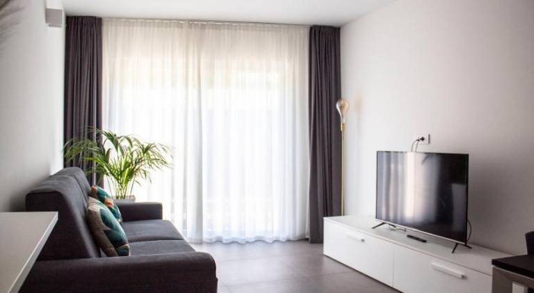 Residence Zangirolami - Luxury Garden and Balcony Apartments — photo 2
