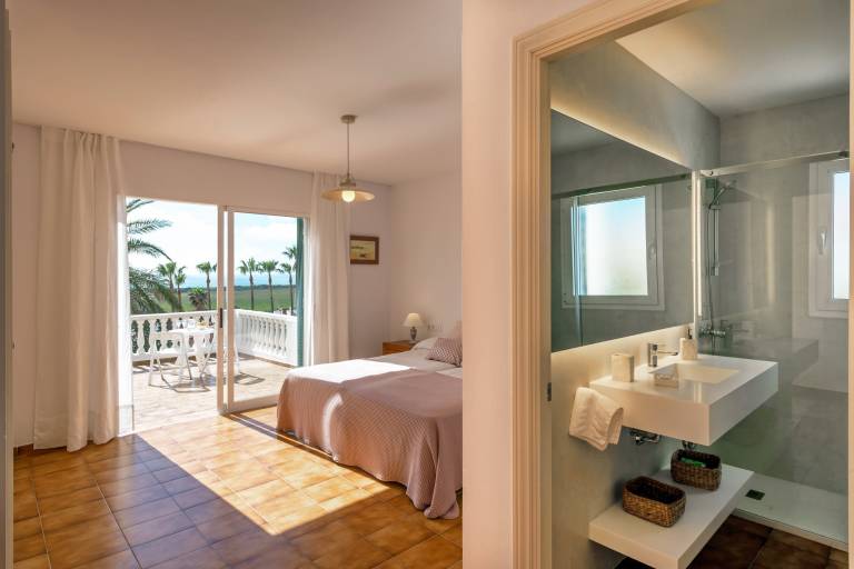 Fully equipped pleasant villa with terrace, private pool & garden | Pet-friendly — photo 4