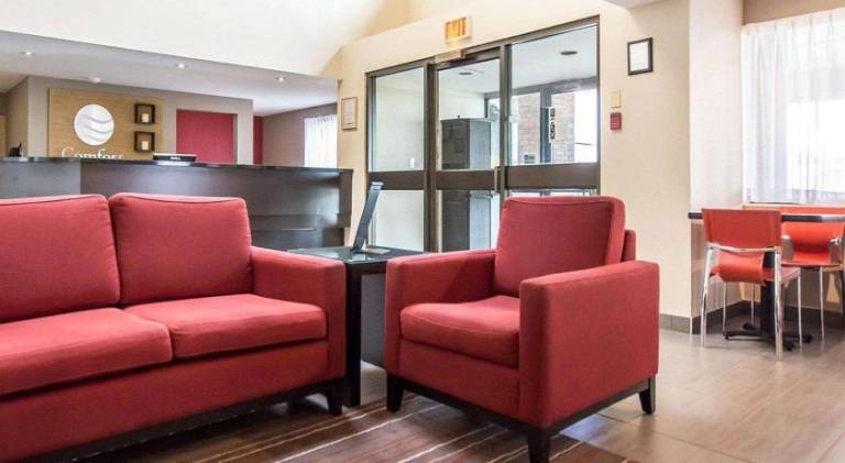 Comfort Inn — photo 4