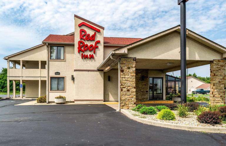 Red Roof Inn Columbus - Taylorsville/ Edinburgh — photo 5
