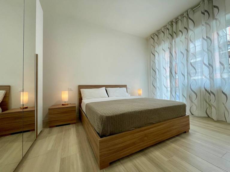 Apartment | Next to Ponte Pietra | River view — photo 4