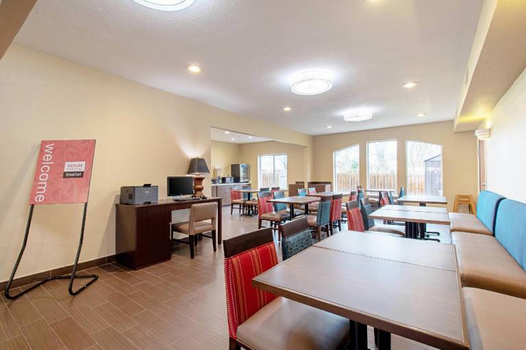 Comfort Inn & Suites Fredericksburg — photo 5