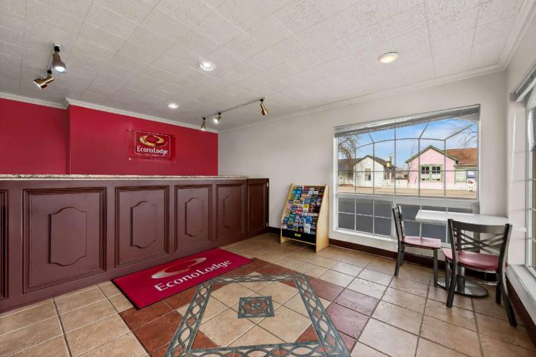 Econo Lodge Fallon Naval Air Station Area — photo 4