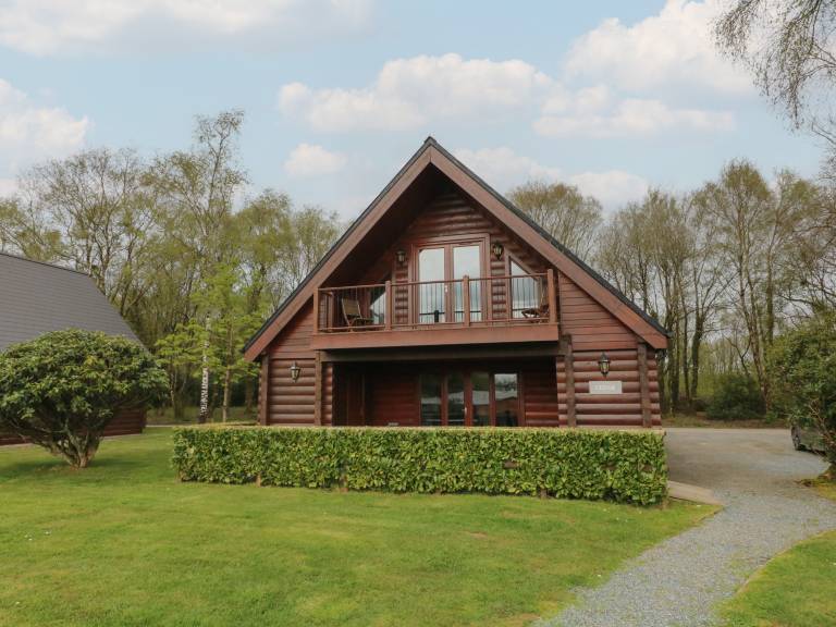 Cabin  Winkleigh