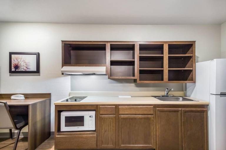 WoodSpring Suites Holland - Grand Rapids — photo 3
