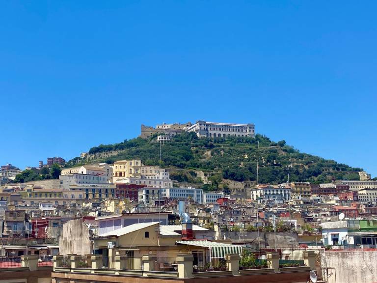 L Ombelico di Napoli