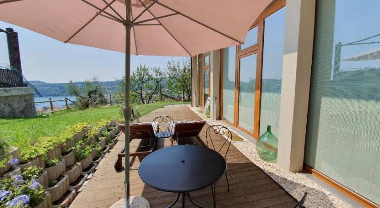 Farm with terrace, garden & jacuzzi — photo 4