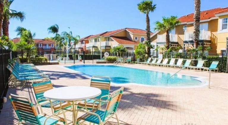 Pleasant vacation home with pool | Dogs allowed — photo 4