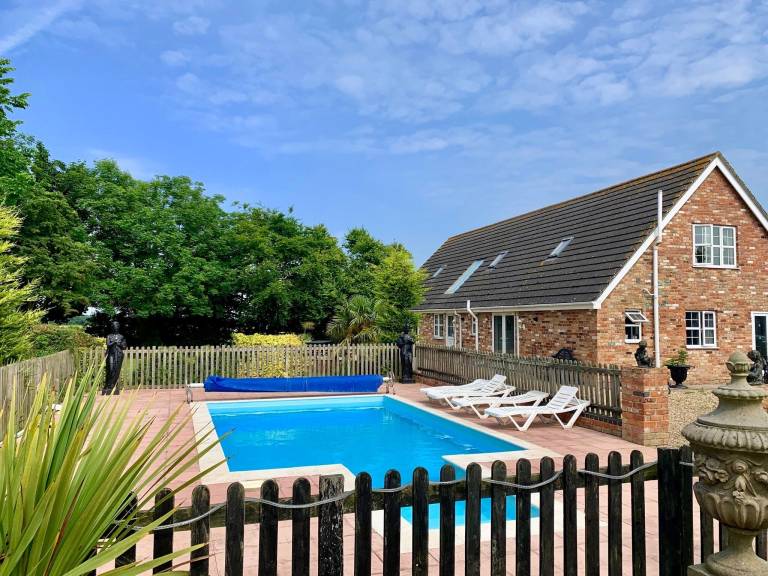 Cottage Louth
