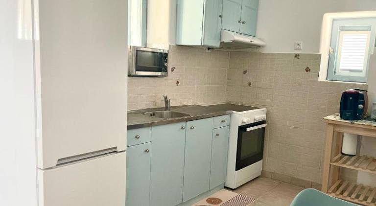 Villa with 2 rooms for 8 persons — photo 4