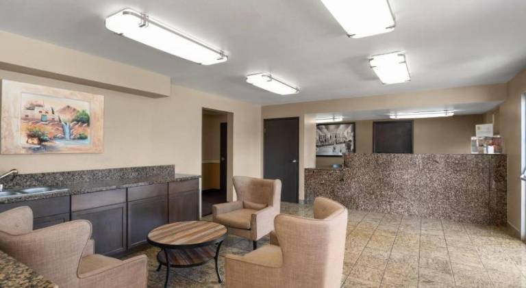 Super 8 By Wyndham Casa Grande — photo 4
