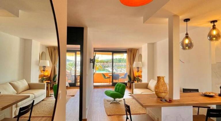 Holiday apartment with terrace — photo 4