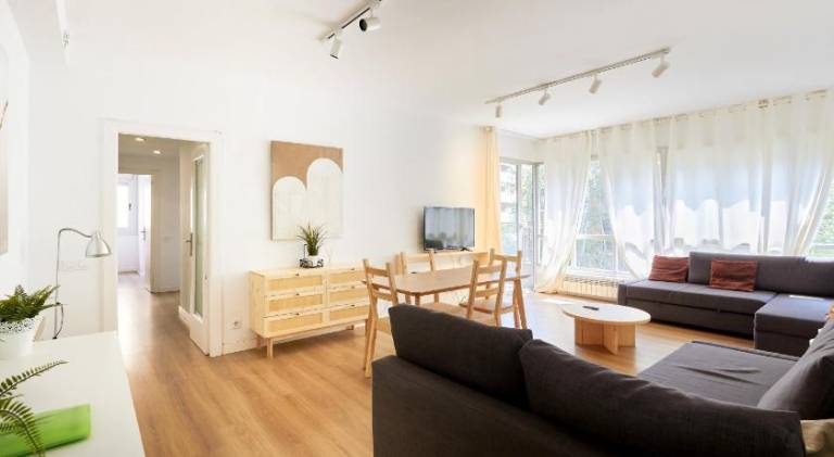Fully equipped big apartment with terrace | Pets allowed — photo 2