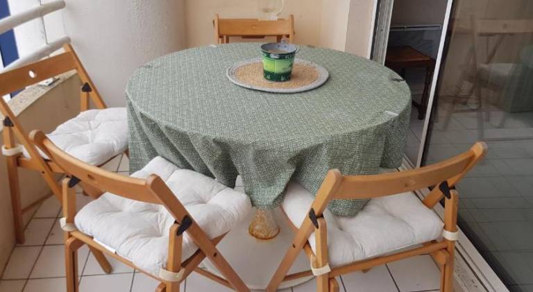 Rental apartment with patio — photo 5
