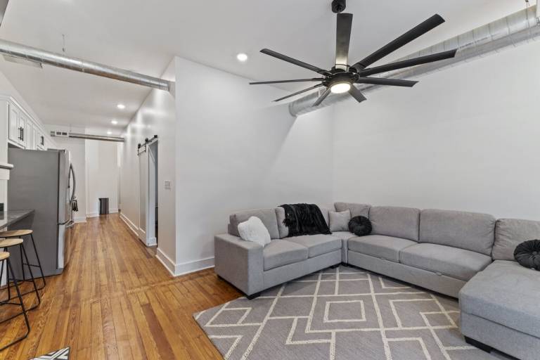 Apartment  Germantown