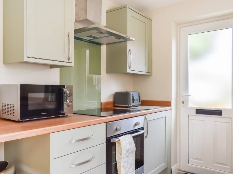 Family-oriented wonderful cottage with garden | Pets allowed — photo 5