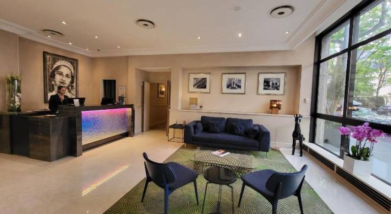 Family-friendly beautiful serviced apartment with sauna, patio & yard | Suitable for remote work | Pets allowed — photo 5