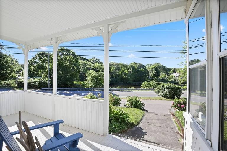 House  Stonington
