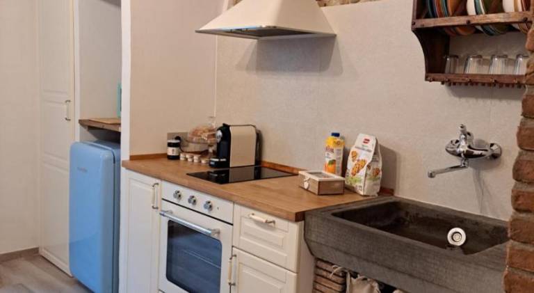 Apartment with 1 room for 4 persons — photo 3
