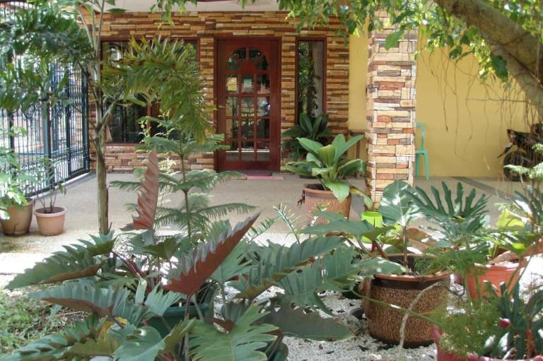 Bed & Breakfast  Puerto Princesa