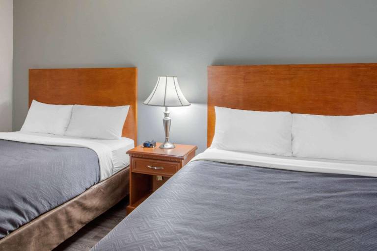 Econo Lodge — photo 2