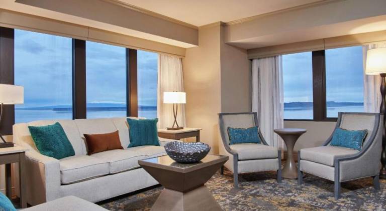 Hilton Anchorage — photo 2