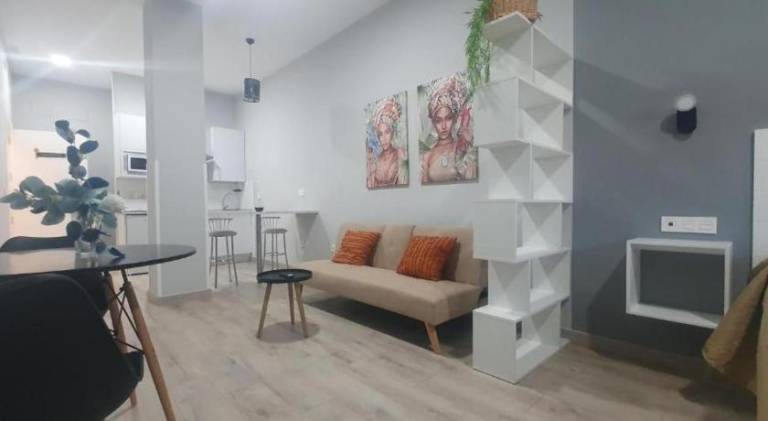 Rental apartment with terrace & hot tub — photo 2