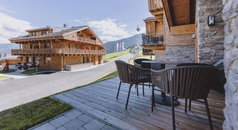 Charming chalet with sauna, pool & patio | Good for workation | Dogs allowed — photo 4