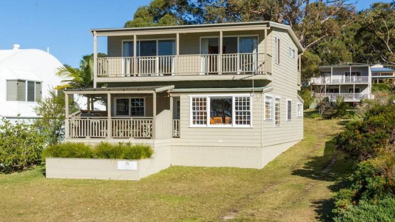 House Hyams Beach