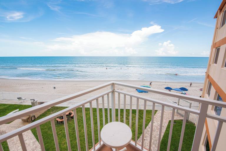 Condo  Satellite Beach