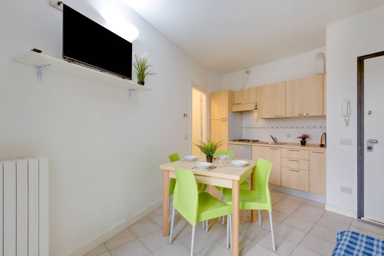 Apartment with garden & terrace | Mountain view — photo 3