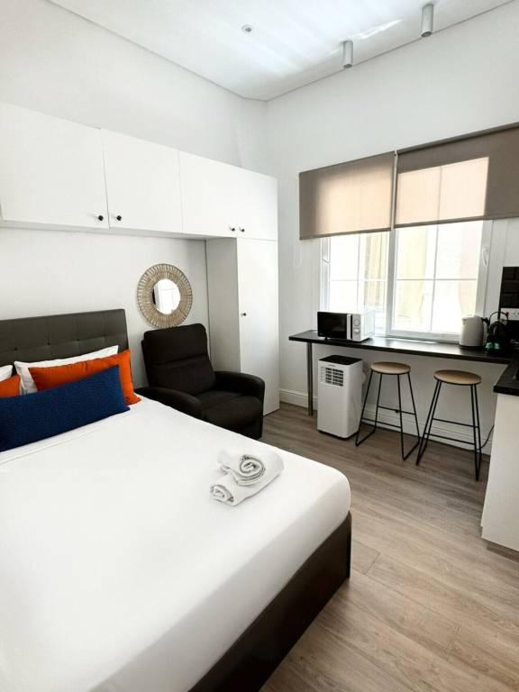 Condo Gibraltar