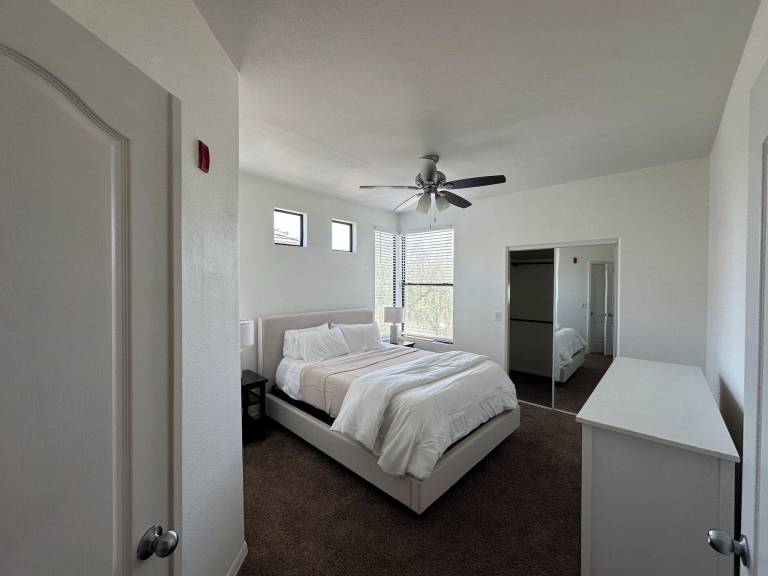 Condo Monterey Ridge Condominium