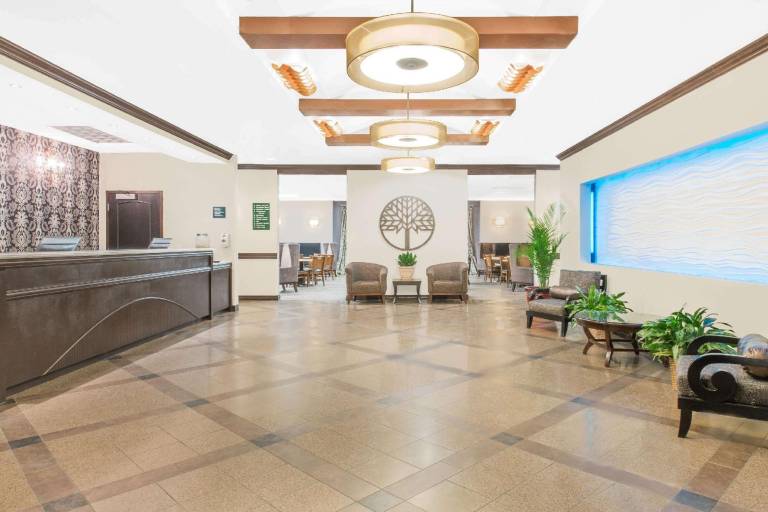 Hawthorn Suites by Wyndham Lubbock — photo 3