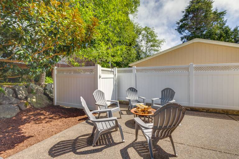 Half Mi to Beach: Rockaway Beach Home w/ Grill! — photo 3