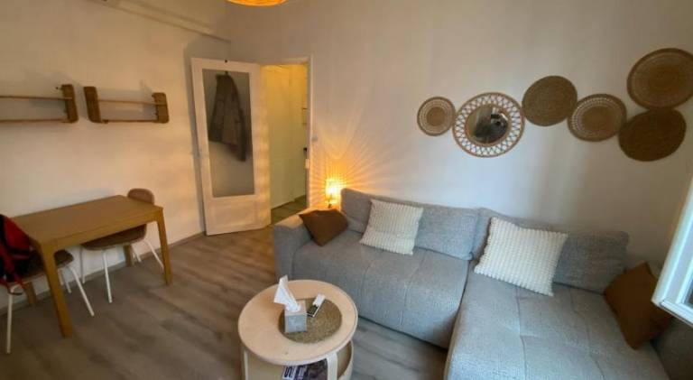 FLC - Camas - Air conditioning - Max 4 people - 850 m St Charles in Marseille