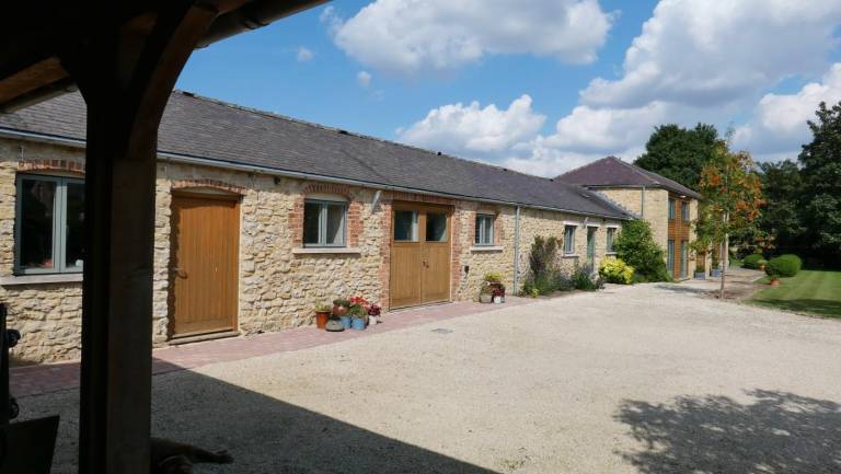 Fully equipped cottage with garden & BBQ | Dogs allowed in Harrogate