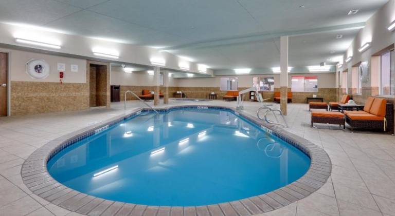 Holiday Inn Express Hotel & Suites Scottsbluff-Gering By IHG — photo 3