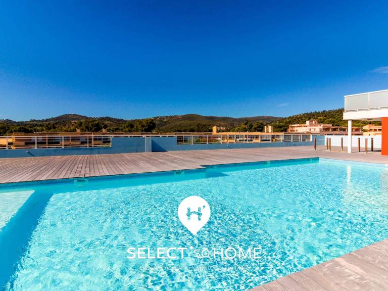 Holiday apartment with pool | Beach nearby | Pets are welcome in Bormes-Les-Mimosas