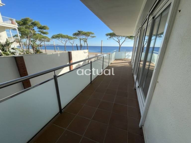 Rental apartment with 3 rooms for 6 persons — photo 3
